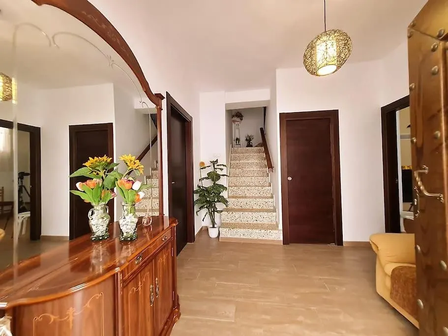 Nyaraló El Escondite De Hansel Y Gretel Soportújar